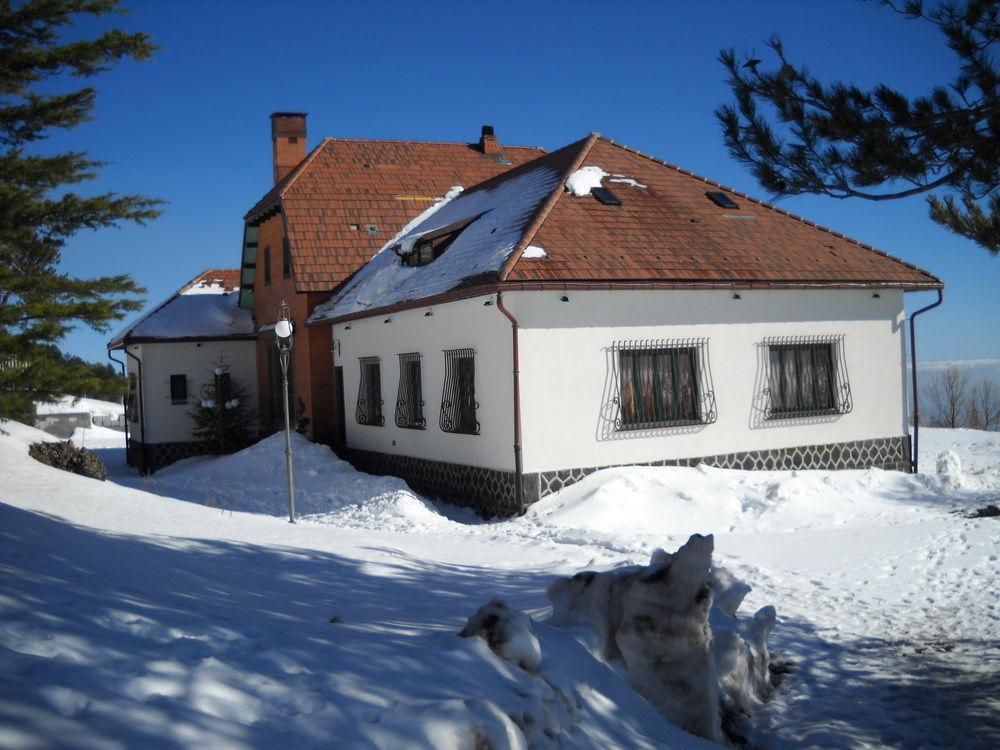 Hotel Villa Dorata Николози Экстерьер фото