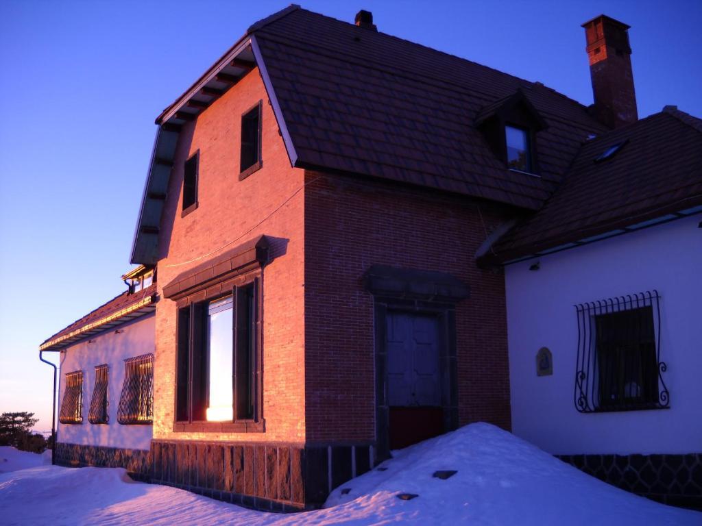 Hotel Villa Dorata Николози Экстерьер фото