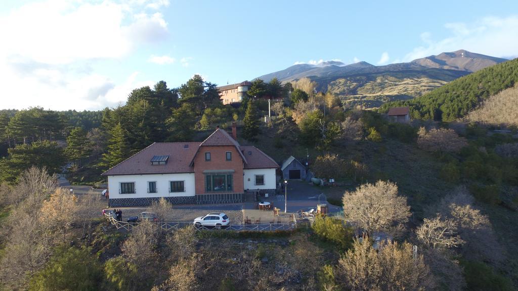 Hotel Villa Dorata Николози Экстерьер фото